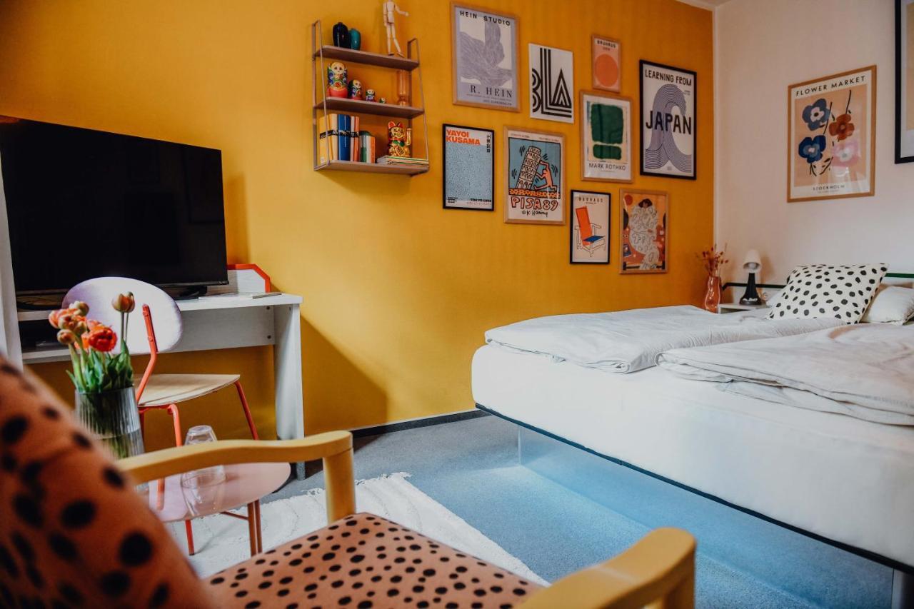 Sleepart Room For 2 ツェレ エクステリア 写真